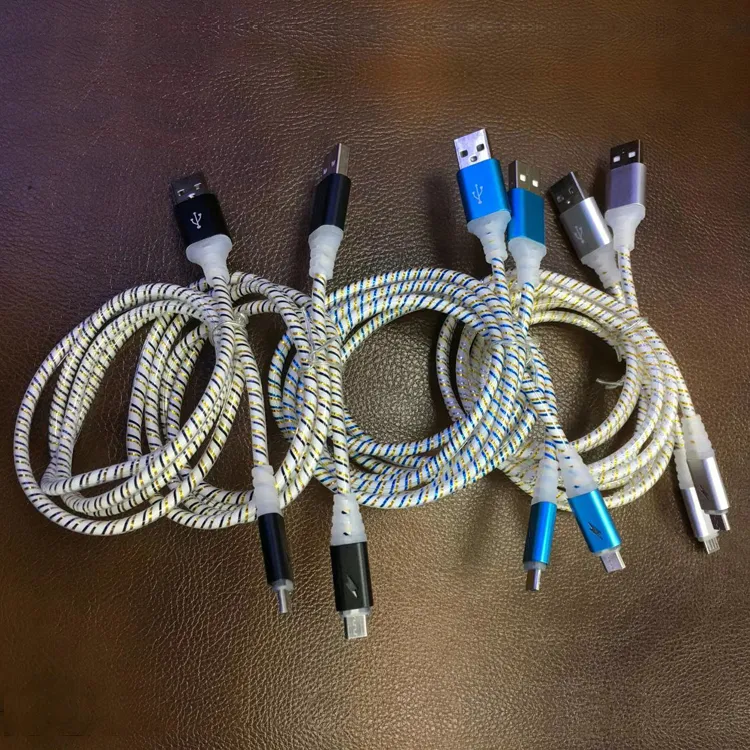 Modernes, modisches LED-Kabel, glatte PC-Lichtpunkte, Ladeleitung, 1 m, mit metallischen USB-Anschlüssen für Samsung Galaxy S4 S6 S7 Smartphone