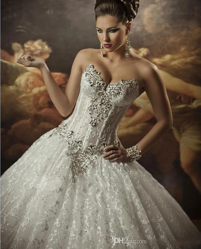 Royal Dramatic Sexy Abiti da sposa Sweetheart Ball Pizzo Bling Cristalli Perline Vedere Attraverso Corsetto Abito da sposa Abiti da sposa da spiaggia