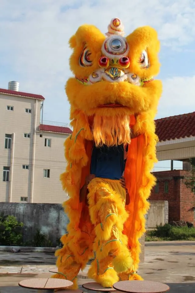 純粋なウール南部ライオンの大型サイズの中国の民俗衣装ライオンマスコット衣装で作られた高品質のPur Lionダンスの衣装