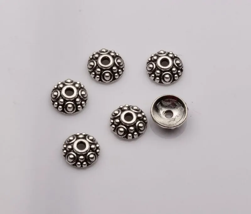 Caldo ! 200 tappi perline rotonde punteggiate argento antico 8 mm x 8 mm x 3 mm mm21