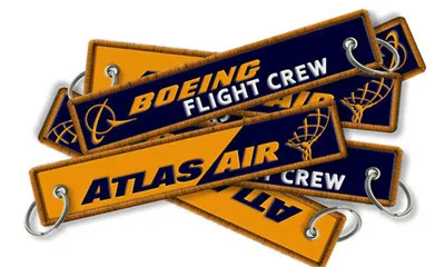 Atlas Airlines Boeing Flight Crew Gepäck bestickte Anhänger Fabrikpreis Schlüsselanhänger Stoff Schlüsselanhänger 13 x 2,8 cm 100 Stück Menge