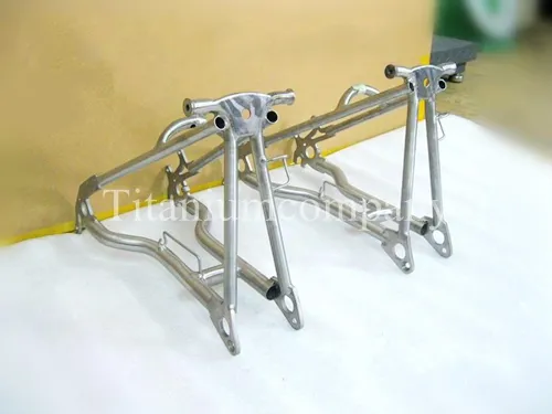 Titanium TC4 Fahrrad Hinten Triangel Gabel 480g / pc für Faltrad Brompton