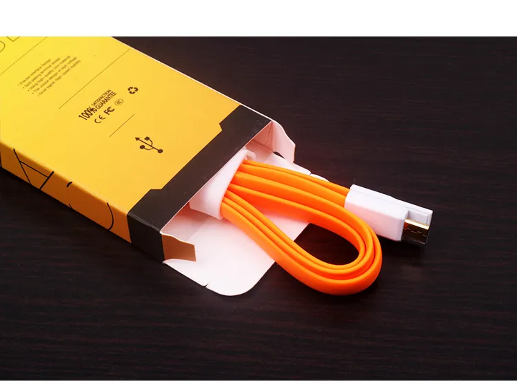 Adattatore caricabatterie universale Micro USB cavo di tipo c Confezione di carta al dettaglio telefono cellulare con maniglia