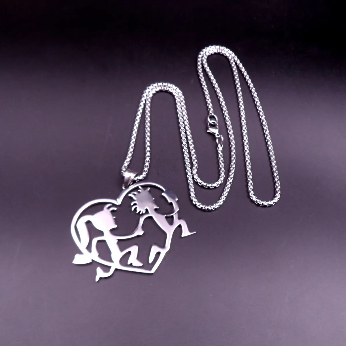 argent ICP bijoux grande folie en acier inoxydable Hatchetman Hatchet femmes pendentif coeur Juggalette avec 3mm 30 pouces boîte chaîne collier