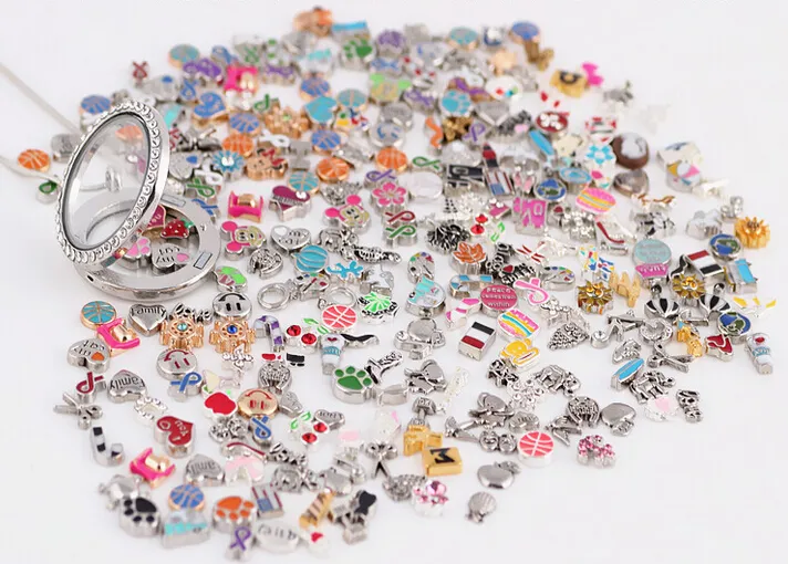 Groothandel 100 stks / partij Gemengde losse charme kralen drijvende charmes voor magnetisch glas Woonmedewerkers Mode-sieraden
