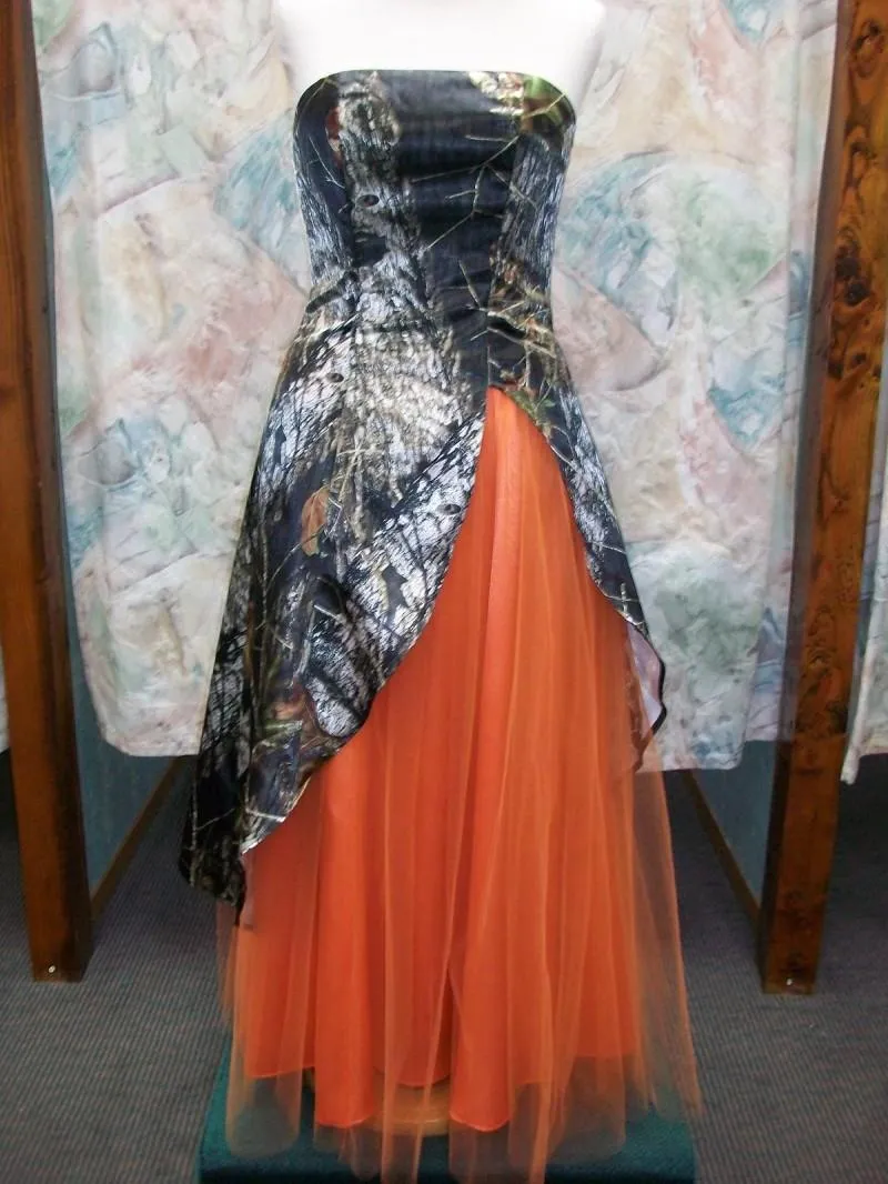 Camouflage Camo Prom Dresses Strapless Front Split Evening Dresses Floor Length Wedding Dresses with Orange Tulle Formal Homecoming Gowns