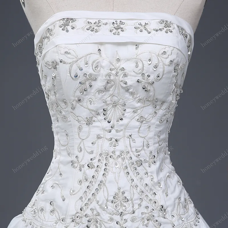 Superbes robes de mariée robe de bal pas cher sans bretelles avec des volants de broderie paillettes à lacets robes de mariée moins de 100 Real Sample230S