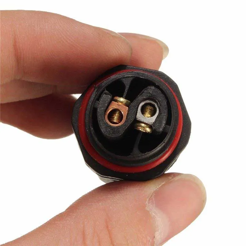 2/3/4 PINS 15A IP68 Vattentät kontakt AC DC 10mm TUV-skruvlåsning Joiner Electrical Wire Adapter