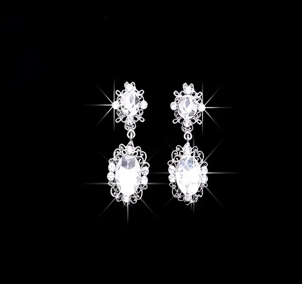 2017 Hot sell New Luxury Rhinestone Necklace Earrings Three-piece Bridal Wedding Tiaras Crown Hair Accessories BOX