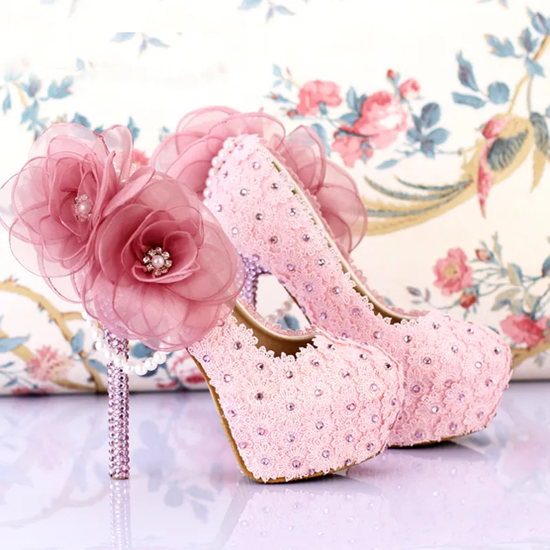 Handgjorda Rosa Lace Bröllop Skor Kvinnor Pumpar Bröllop Klänning Prom Skor Party Heels Vackra Appliqued Bridesmaid Shoes