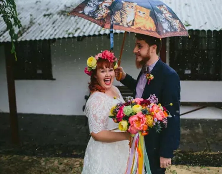 País boêmio Plus Size Comprimento Do Chá Do Chá Do Vintage Vestidos de Casamento 2017 Metade Mangas Colher Faixa De Ouro Lace Curto Nupcial Vestidos Custom Made EN11171