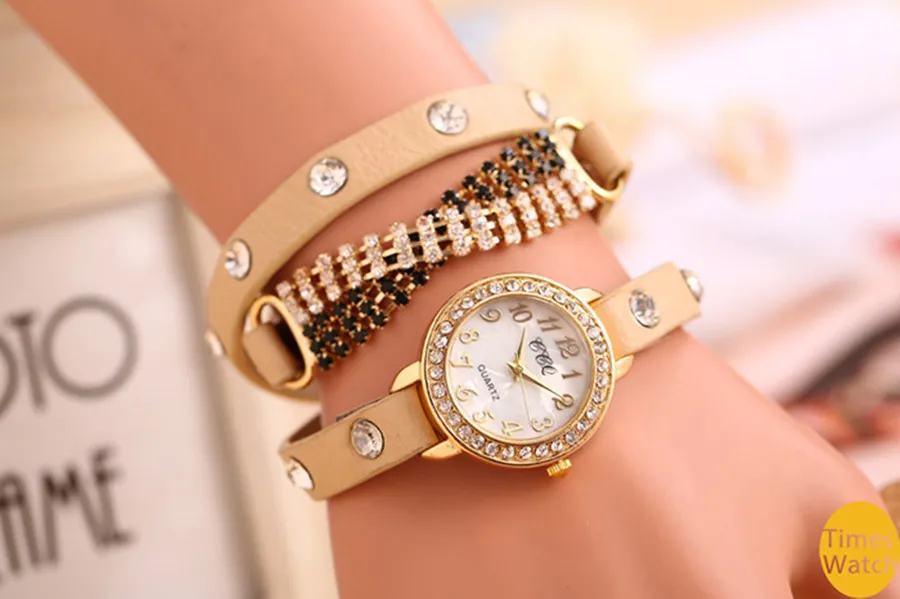 vintage watch hot saleNew Arrivals women vintage leather strap watches,set auger chain rivet bracelet women dress watches,women wristwatches