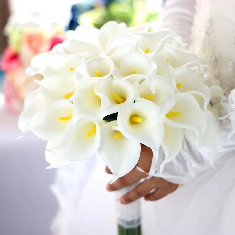 熱い販売50ピース卸売白い色の花カルラユリブライダルの結婚式の花束ラテックスリアルタッチフラワーブーケ