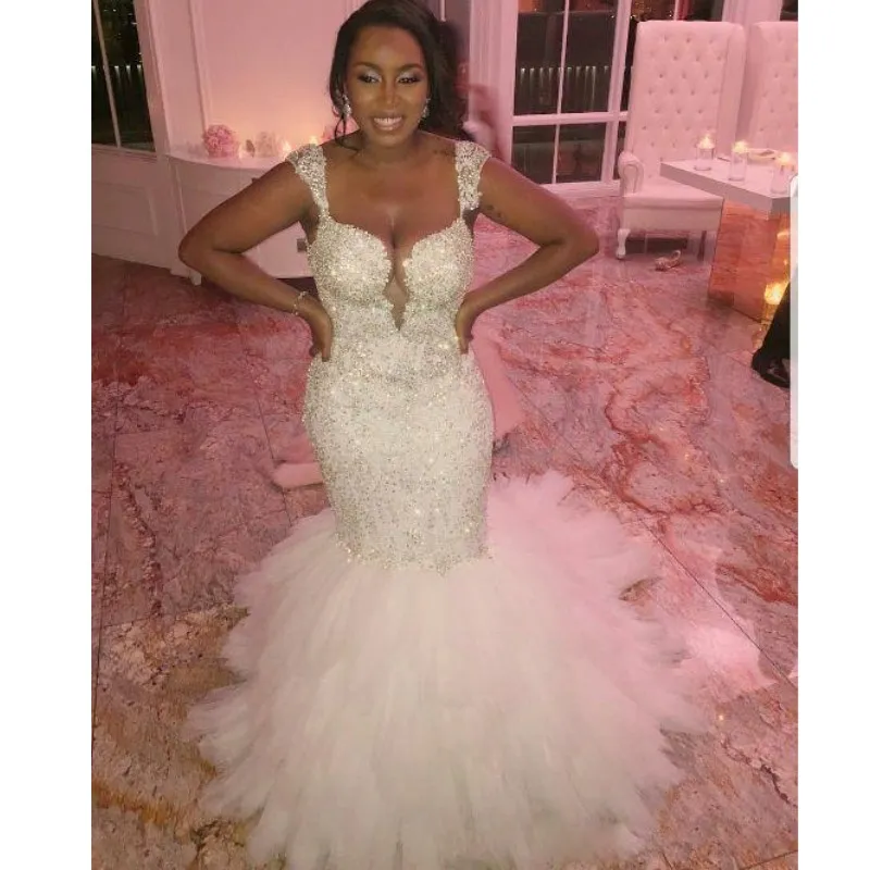 2018 Africano Luxo Nigeriano Plus Size Sereia Vestidos De Noiva Sweetheart Cap Sleeves Cristais Frisados ​​Vestidos De Casamento Ruffles Nupcial Vestido