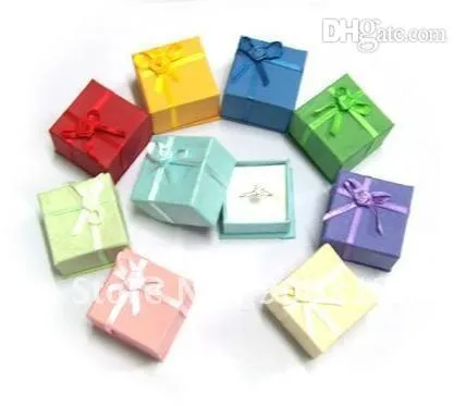 Großhandel 264 stücke Ringschachteln für Schmuck Display Papier Geschenkbox Hochzeit Ohrringe Ringe Organizer Mischfarbige Ribbon Box 4 * 4 * 3 cm