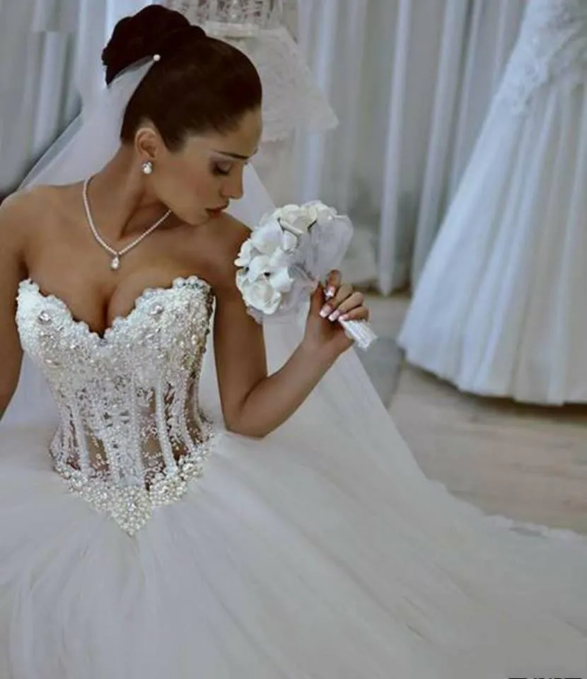 2018 Suknia Balowa Suknie Ślubne Sweetheart Gorset Zobacz przez długość podłogi Princess Bridal Linia Suknie Ślubne Zroszony Perły Custom Made