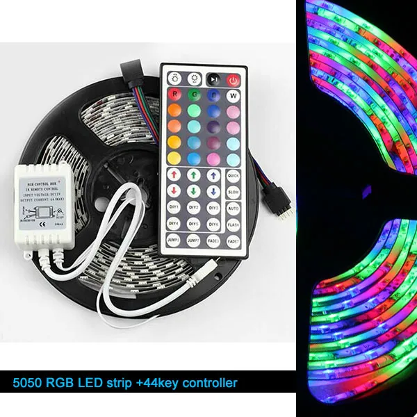 Świąteczne nowe przybycie LED LID Light Waterproof 5m 5050 RGB 300LEDS Zmiana koloru z 44 klawiszami zdalnym sterownikiem z 12V 5A Power8935464