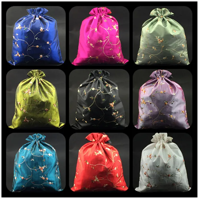 Personnalisé Élégant Broderie Fruits Portable Femmes Sacs À Chaussures pour Voyage Sac De Rangement Pliant Cordon Réutilisable Satin Housse Anti-Poussière avec doublé