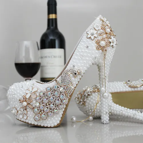 Fashion Luxury Pearls Crystals Rhinestone White ivory Wedding Shoes Size 12 cm High Heels Bridal Shoes Party Prom Women Shoes