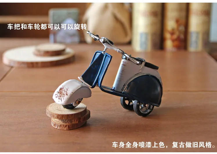 Metal Motorcycle Model Handmade Classic Style Little Wort of Art Pedal motor Toy Same with the Rome Holiday039 Decoration 7633280