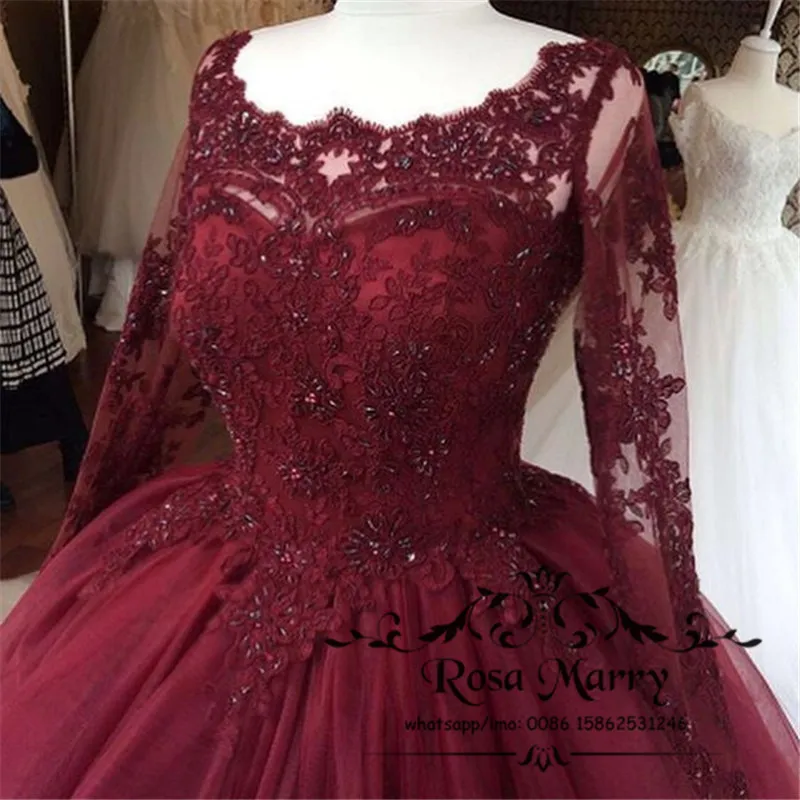 Burgundy Masquerade Ball Gown Quinceanera Klänningar 2019 Vintage Lace Sequins Långärmade Plus Size Sweet 16 Vestidos 15 Anos Prom Party Gown