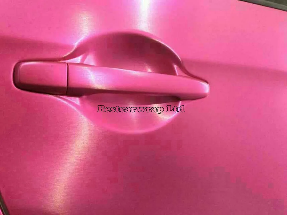 Involucri in vinile in acciaio spazzolato cromato rosa caldo con rilascio d'aria Pellicola adesiva in alluminio spazzolato cromato Car Tuning Wrapping: 1,52 * 20 M / rotolo 5x66 piedi