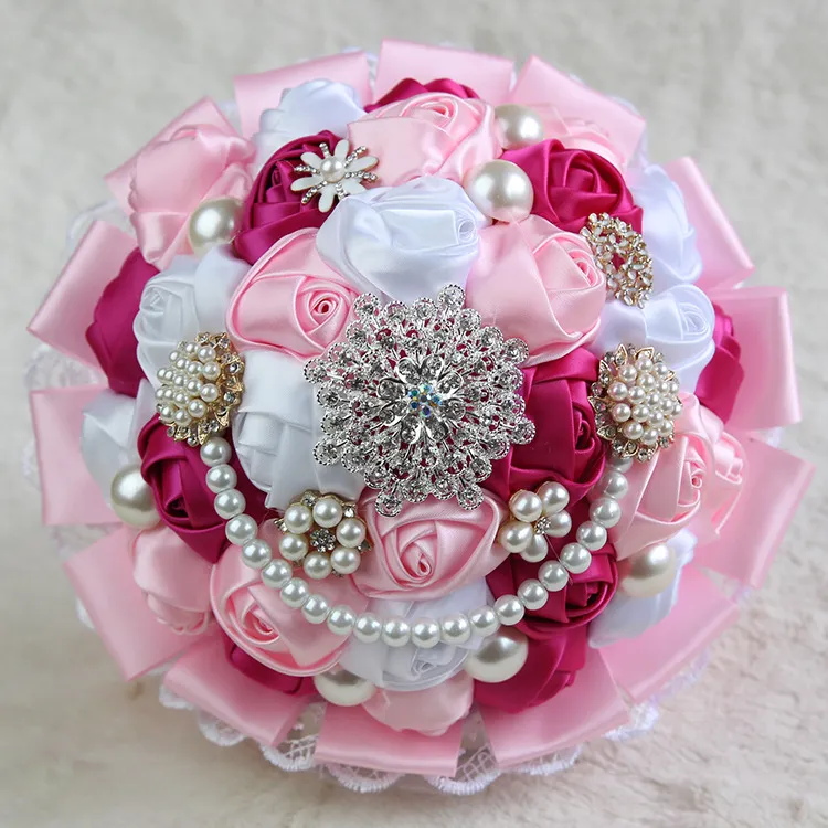 Tanie bukiety ślubne sztuczne koronkowe satynowe róże perły kryształowe panna młoda trzymająca kwiaty ślubne Druhny Brouquets Broques5173205