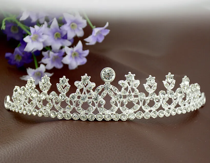 2021 goedkope meisjes tiaras kronen hoofdband haar clips strass sieraden bruids haar bruiloft kroon tiaras kristallen fascinators hoofdband