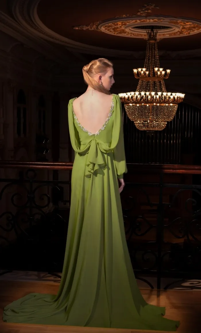 Elegancka Moda Linia V Neck Light Green Szyfon Z Długim Rękawem Suknie Wieczorowe Aplikacje Backless Kobiety Party Prom Suknie Sweep Pociąg