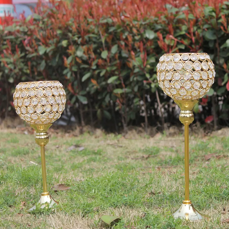 Neuer vergoldeter Kerzenhalter aus Metall mit Kristallen, Hochzeitskandelaber/Mittelstück, Dekoration, Kerzenständer, = 2 Stück