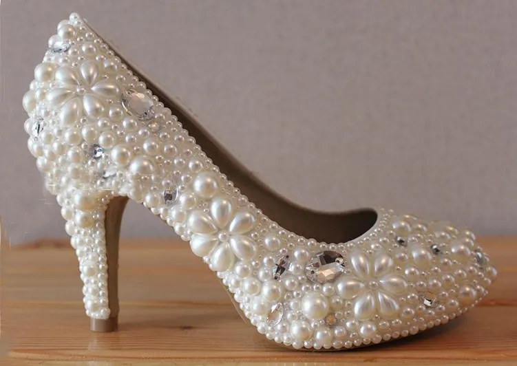 Corresponder a sua festa de aniversário da noite Outfit Vestido sapatos Incríveis Sapatos de Noiva de Casamento Toe Strass Strass para a celebração da mulher