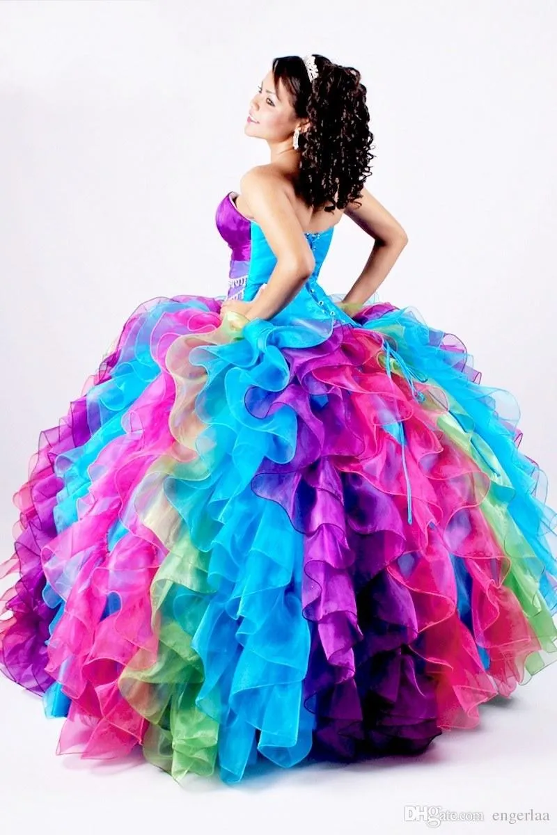 2015 Balo Gown Rainbow Quinceanera Elbiseler Kabarık Organza Bling Kristal Sequins Tatlı 16 Elbise Pageant Elbise Prenses Korse Prom Dr9704591