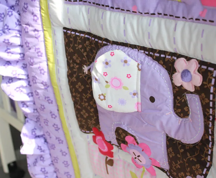 8st Baby sängkläder Set Lila 3D Broderi Elephant Owl Baby Crib Bedding Set 100% Bomull inkluderar Baby Quilt Bumper Bed kjol etc