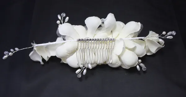 2015 casque cheveux de mariée fleurs perles fleurs faites à la main peigne en cristal ivoire voile de mariée accessoires de mariage Dhyz 018383809