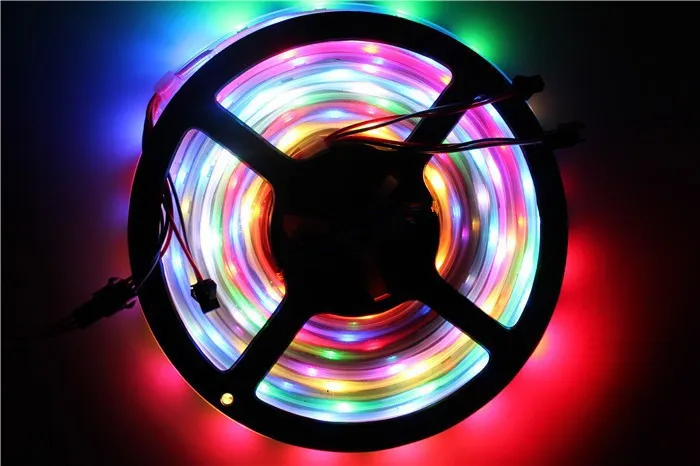 5 m 5V 60LED / M 300LEDS programmeerbare WS2812B RGB 5050 LED Strip Digitale Individueel adresseerbare Magic Dream Color Waterproof IP67