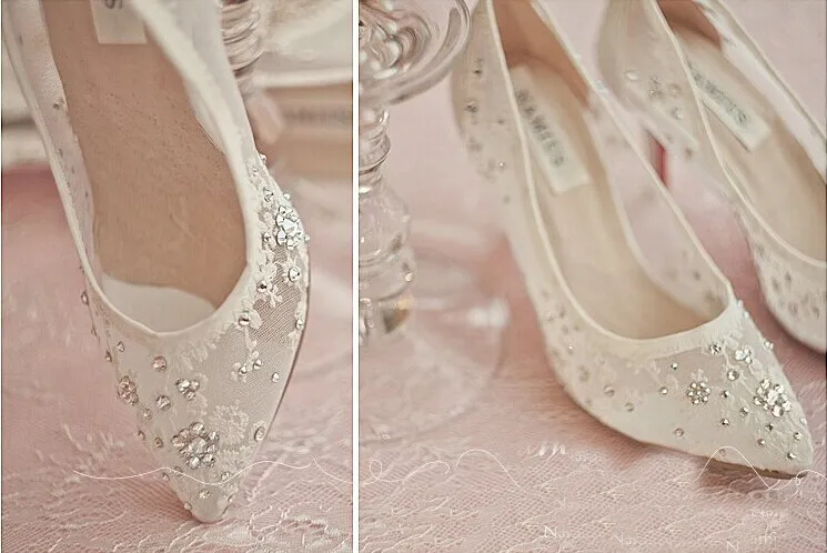 Beautiful High Heel Wedding Shoes Lace Rhinestone Spring Bridal Dress Shoes Sexy Hollow Transparent Pointed Toe Prom Formal Dress Shoes