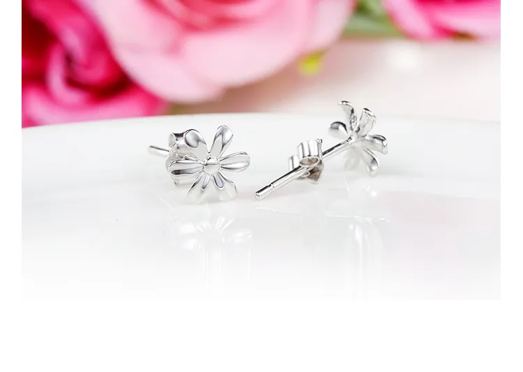 925 Sterling Silver Stud Earrings Fashion Jewelry Little Wild Chrysanthemum Flower Simple Earring for Women Girls High Quality