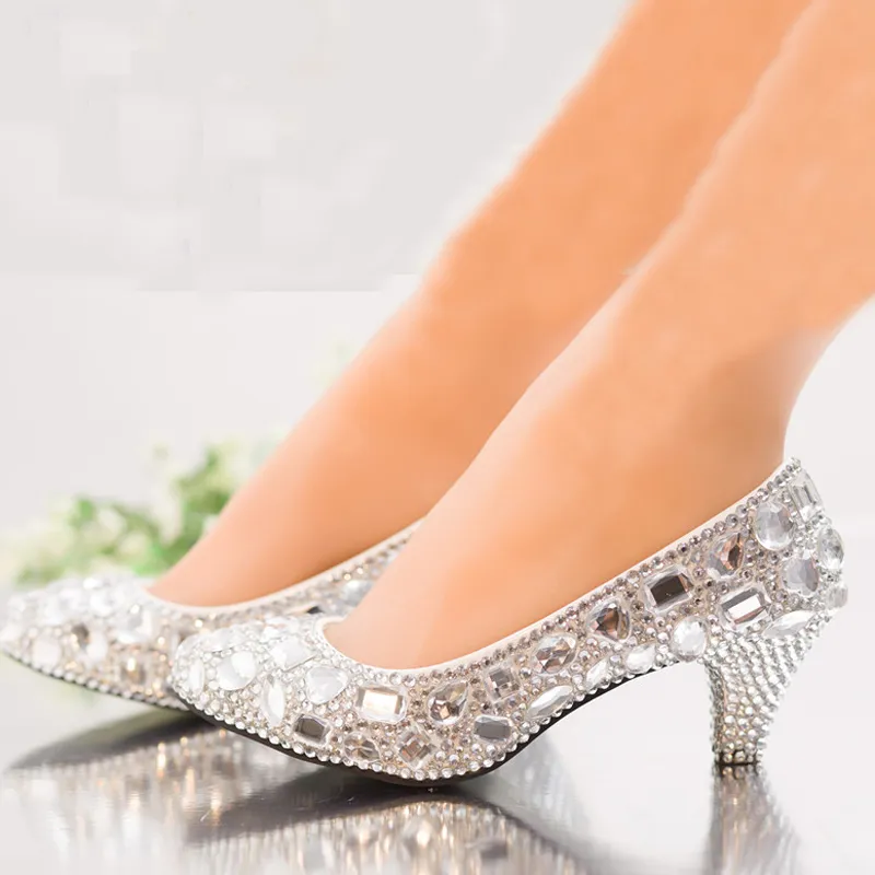 Scarpe da sposa con tacco medio in strass argento Sapatos Femininos Scarpe da ballo donna Scarpe da ballo di cristallo San Valentino Scarpe da damigella d'onore