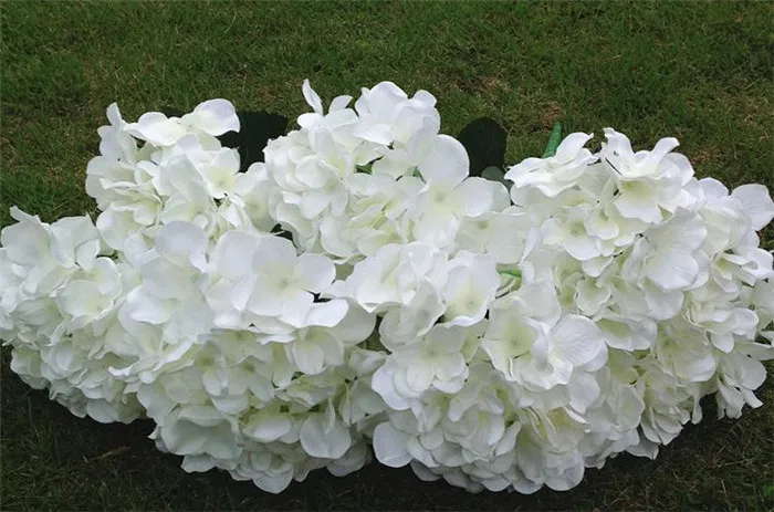 Hortênsias européias de seda 50 cm/19,69 pol. de comprimento Arbusto de hortênsia artificial 7 cabeças de flor por cacho 6 cores para flor de casamento