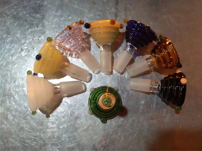 Glasskålar för bongs med skruvhoneycombassad glasskål med prickhandtag Rökning Nageloljeplattor Man 14 mm 18 mm led