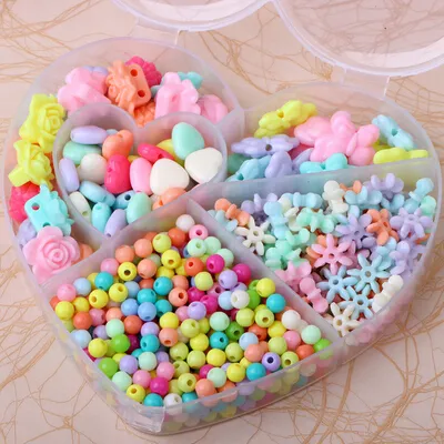 300 sztuk na zestaw różnorodnych kolorów plastikowych koralików zestaw dla dzieci rzemiosło w przypadku w kształcie serca Darmowa wysyłka