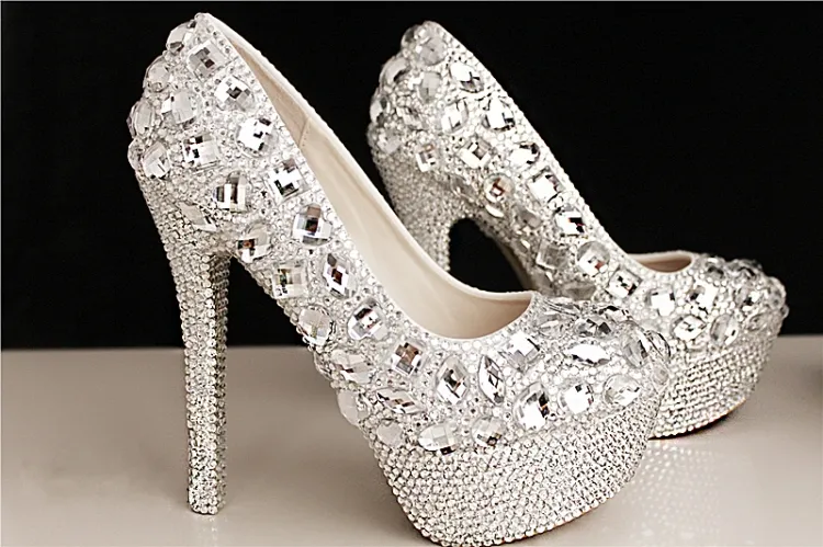 Mode Luxury Crystals Rhinestone Bröllop Skor Storlek 12 cm Högklackat Bröllop Skor Party Prom Kvinnor Skor Gratis frakt