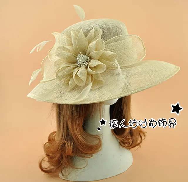 Kraliyet Kadın Gelin Şapka Pillbox Fascinator Şapkalar Düğün Konuk Şapka Resmi Akşam Şapkalar Şapka Keçe Tüy Perching Fascinator Çok Renkler