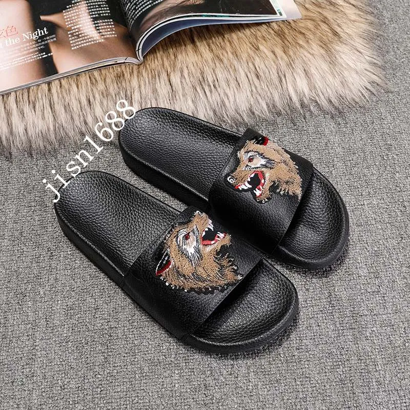 Gucci wolf deals flip flops