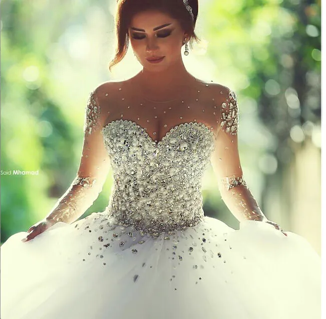 Uzun Kollu Gelinlik ile Rhinestones Bahar Quinceanera Elbiseler Kristaller Vintage Gelinlikler Backless Balo Gelinlik