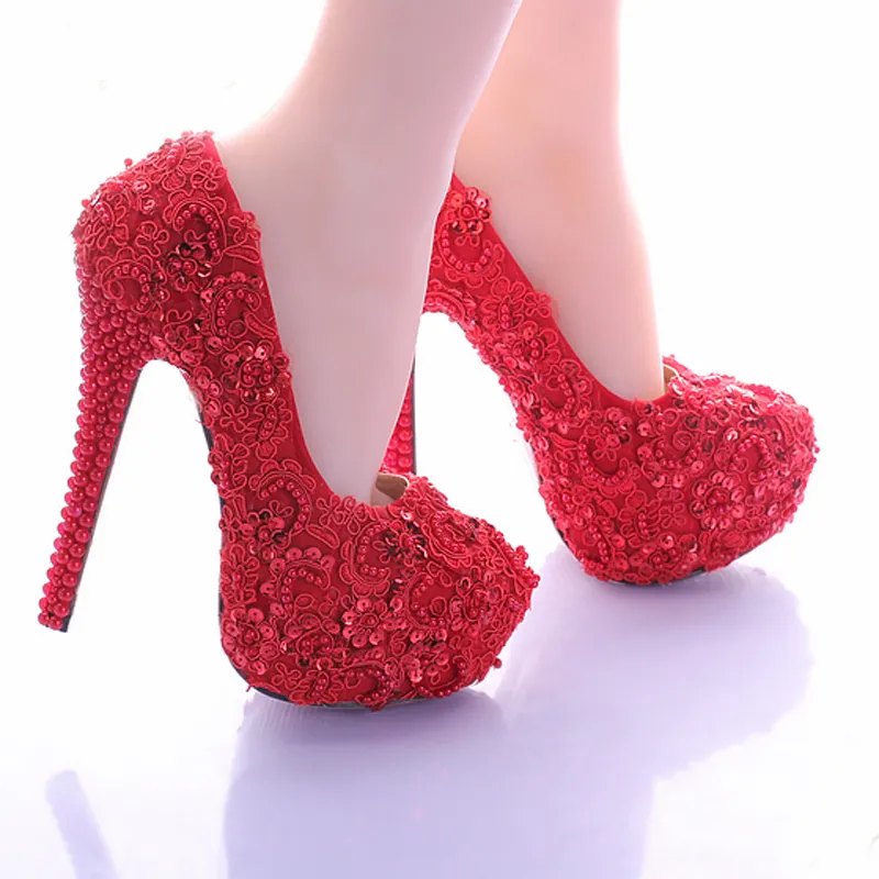 أحذية الزفاف للعروس أنيقة الدانتيل الأحمر فستان الزفاف أحذية بريق منهاج أحذية عالية الكعب جميلة رواج النساء النمذجة مضخات
