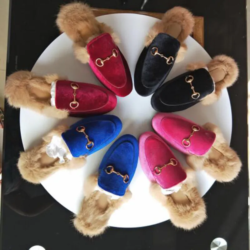 Fall And Winter Ladies luxury fur mule slippers ladies leather flat Suede mule shoes love shoes fashion outdoor slippers