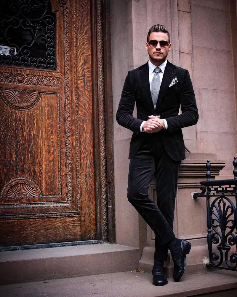 Neue Ankunft Schwarz Smoking Slim Fit Herren Hochzeitsanzüge Zwei Knöpfe Bräutigam Tragen Zwei Stücke Billig Maßgeschneiderte Formale Anzug Jacke + Hose