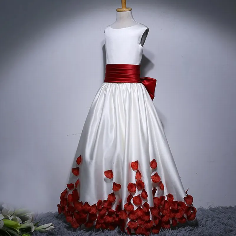 Modest Floor Length Flower Girl Dresses Red and White Kids Formal Gowns Jewel Neck Sleeveless Bow Petals Dress for Wedding