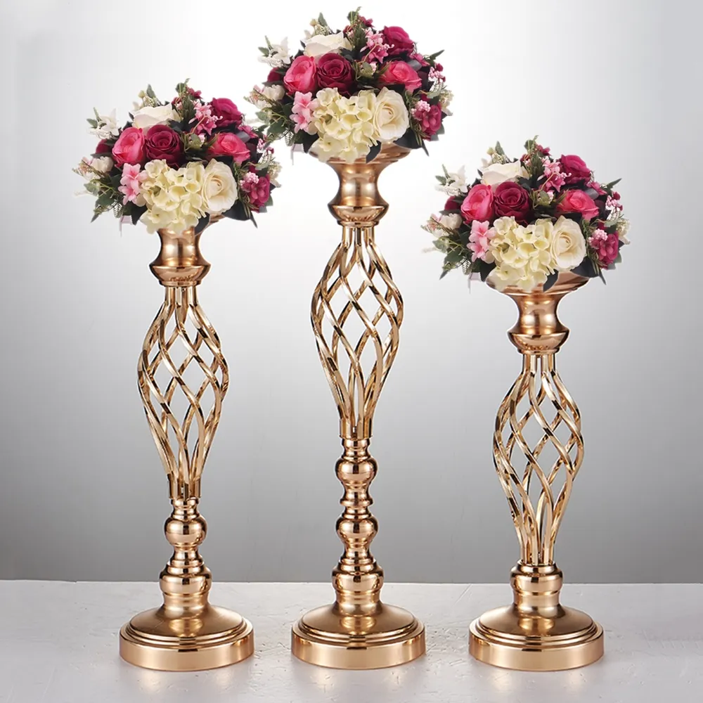 Creative Hollow Gold Metal Candle Holders Bröllop Road Lead Table Flower Rack Hem och Hotel Vases Dekoration 1 Lot = 10 st